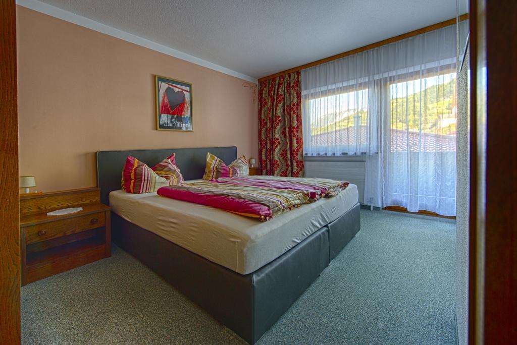 Garni Fischer Oetz Habitación foto